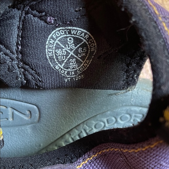 Keen Dark Purple Outdoor Sandals - Picture 6 of 9